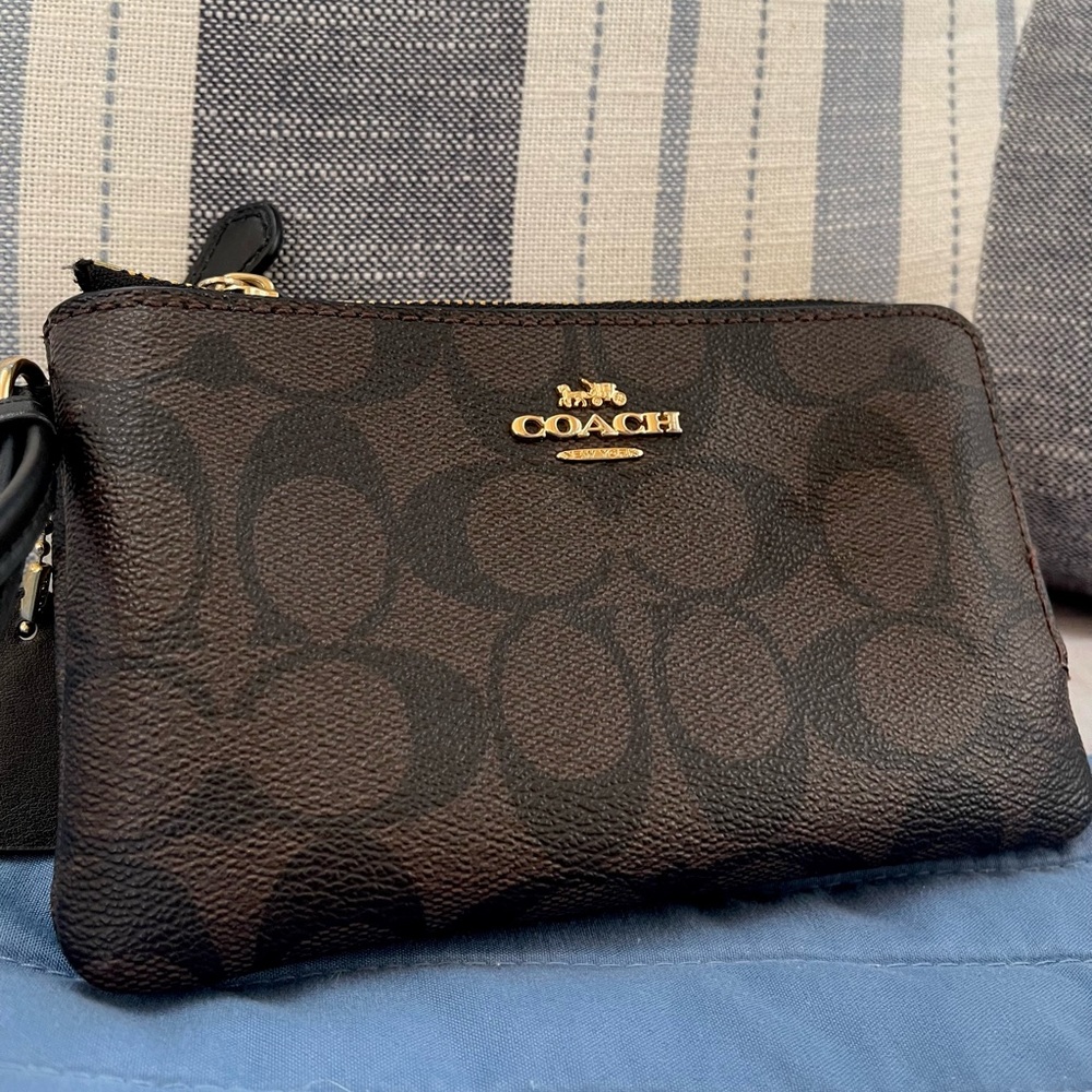 NWT Authentic Coach Wristlet